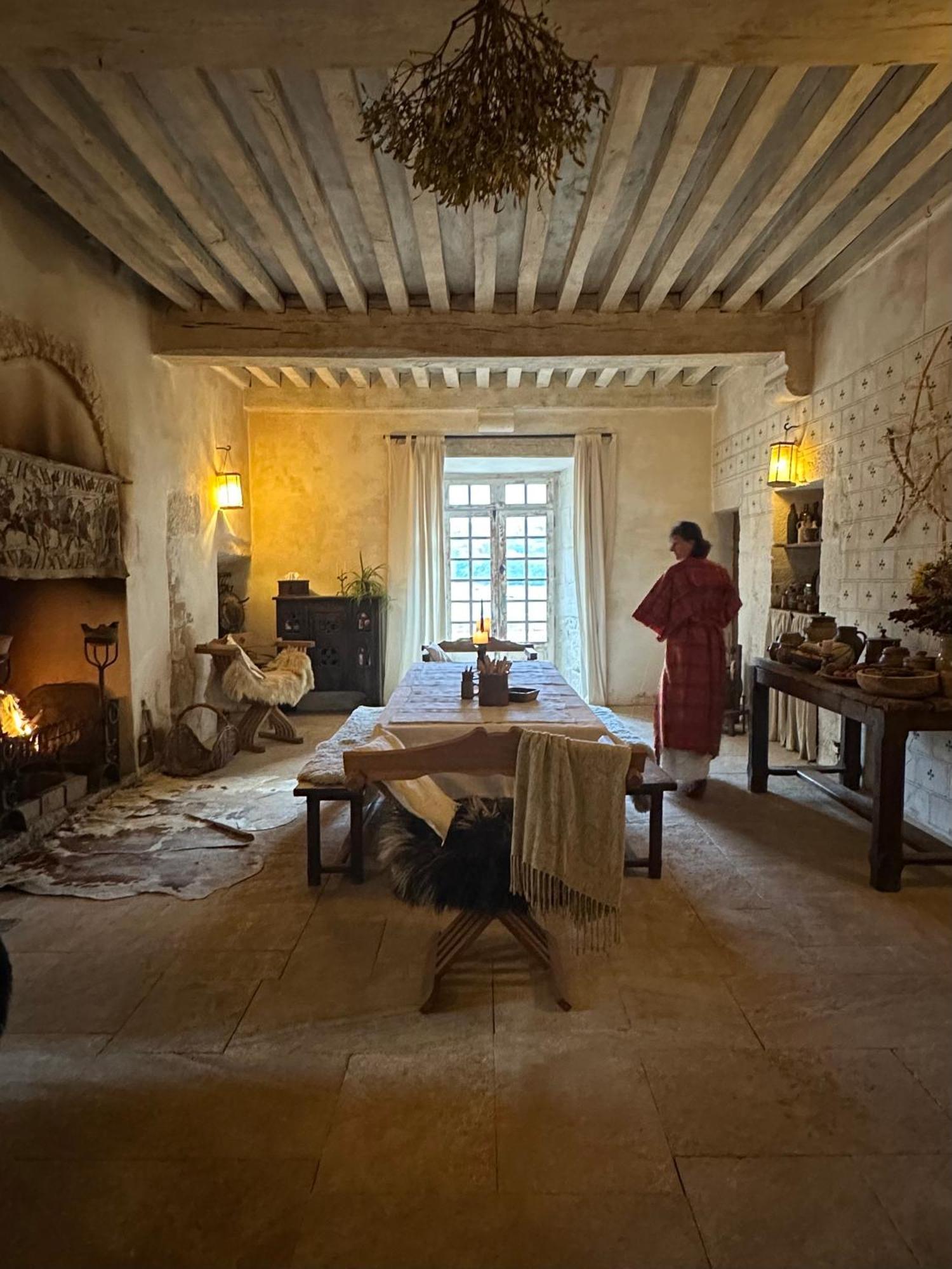 Chateau De Champrenault, Voyagez Dans Le Temps Екстериор снимка