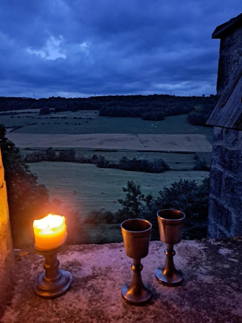 Chateau De Champrenault, Voyagez Dans Le Temps Екстериор снимка